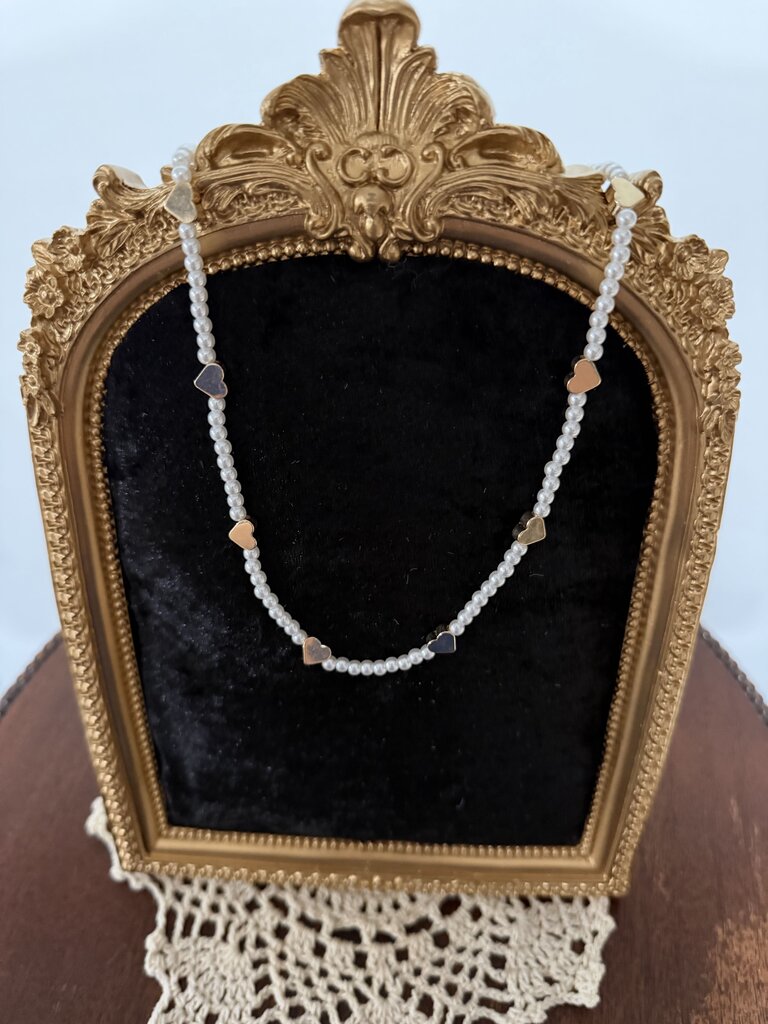 Josslyn heart pearl bead necklace